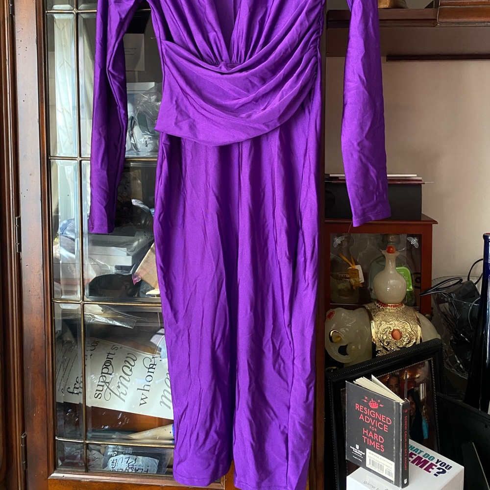 Dress - Picture 2 of 2